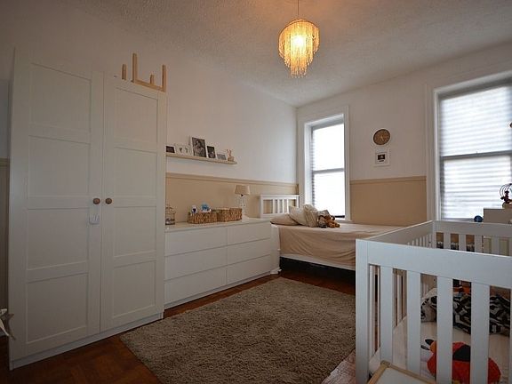 4th image of 446 Kingston Ave APT F25