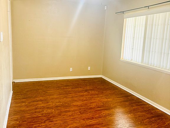 5th image of 6245 Donnelly Ln