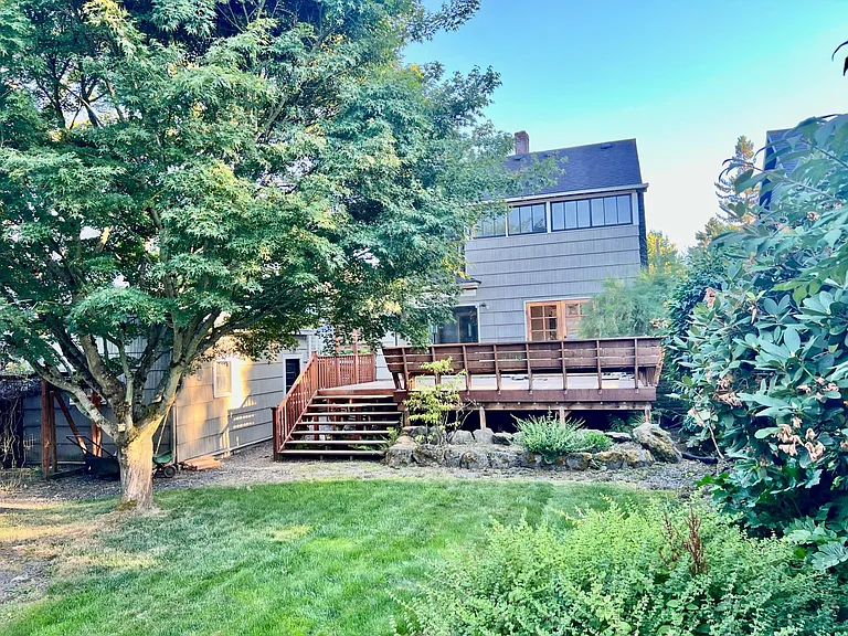2433 NE Clackamas St — Photo 11