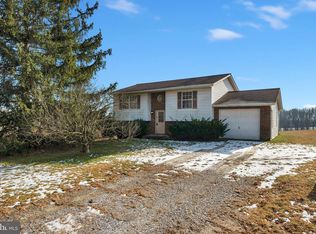 1011 Chapel Rd, New Windsor, MD 21776