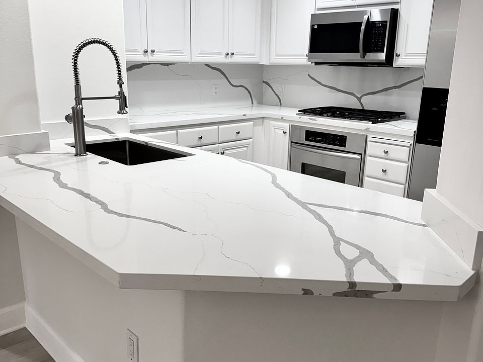 1st image of 1800 Alma Ave APT 304