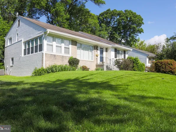 9200 Chanute Dr, Bethesda, MD 20814