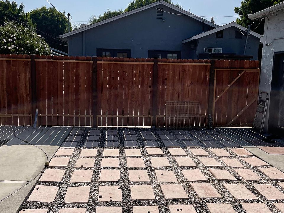 1st image of 1013 Rosewood Ave
