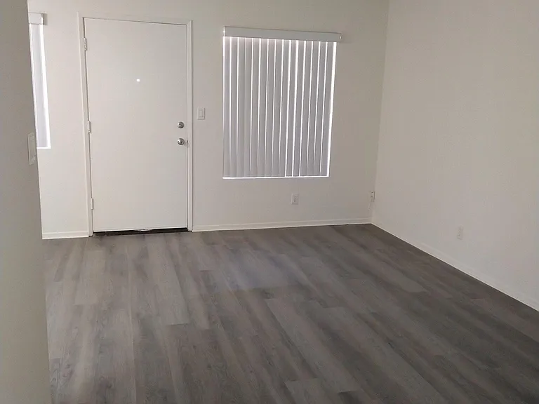 13621 Cerise Ave #5 — Photo 6