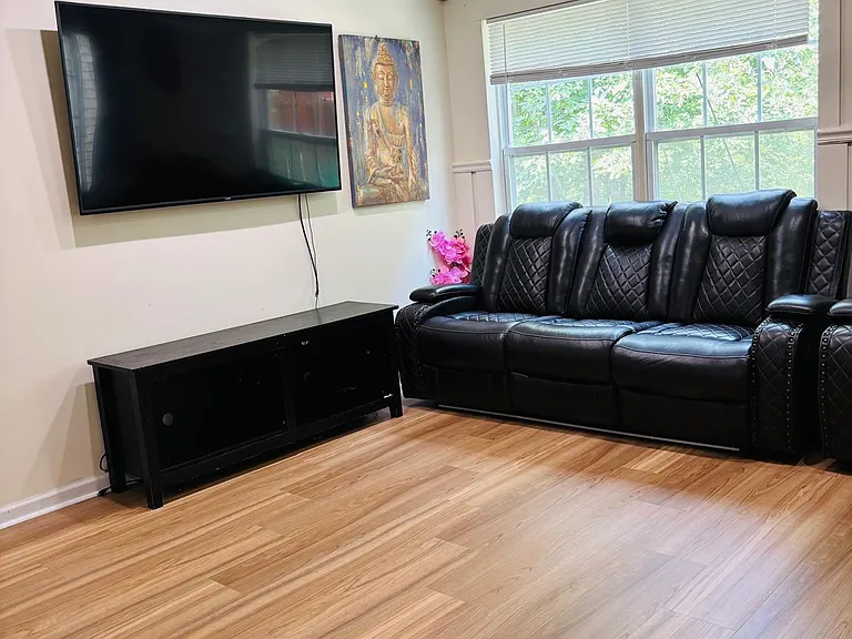 235 Hidden Woods Ct — Photo 3