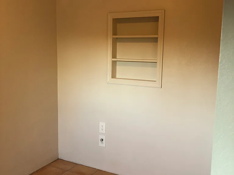 3022 E 1st St #1 — Photo 9