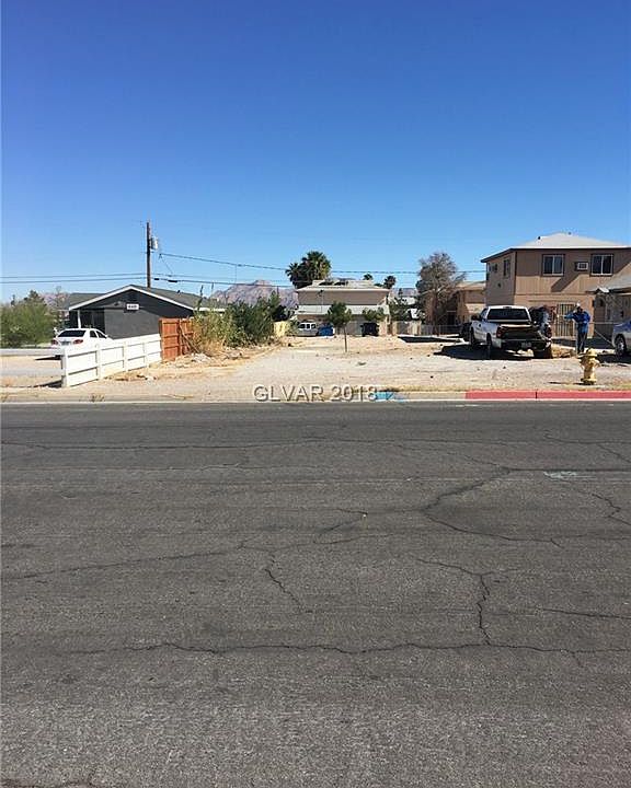 1st image of 638 N 9th St