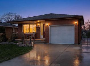 1694 Langlois Ave, Windsor, ON