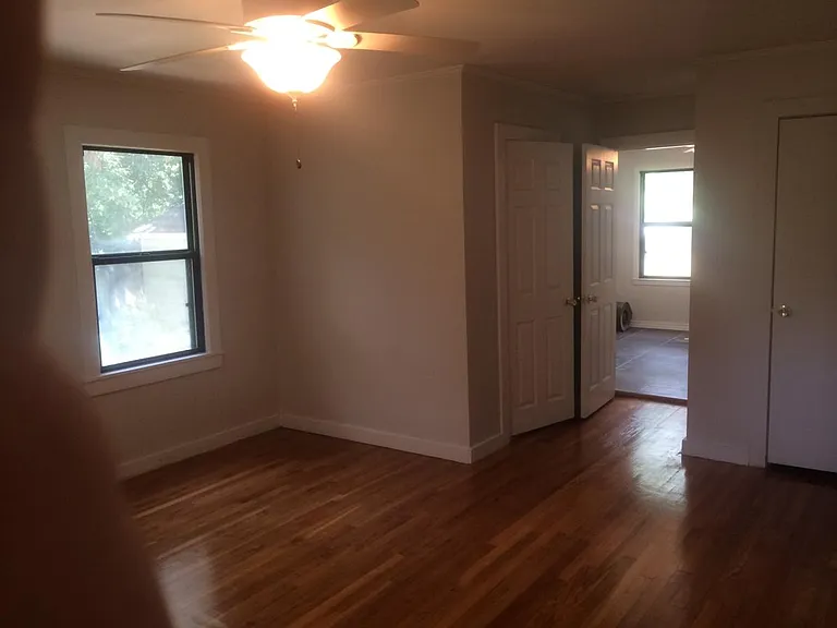 214 Pinehill Dr — Photo 6