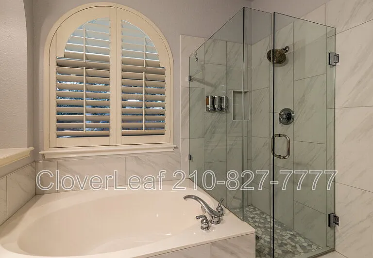 22714 Sabine Smt — Photo 26