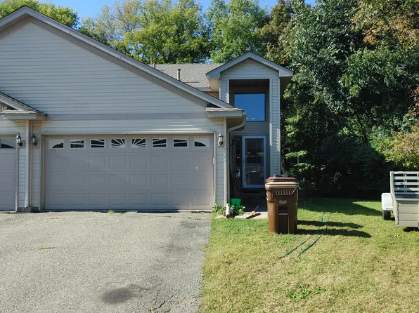 823 Creekside Cir, Buffalo, MN 55313