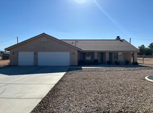 15250 Comanche Rd, Apple Valley, CA 92307