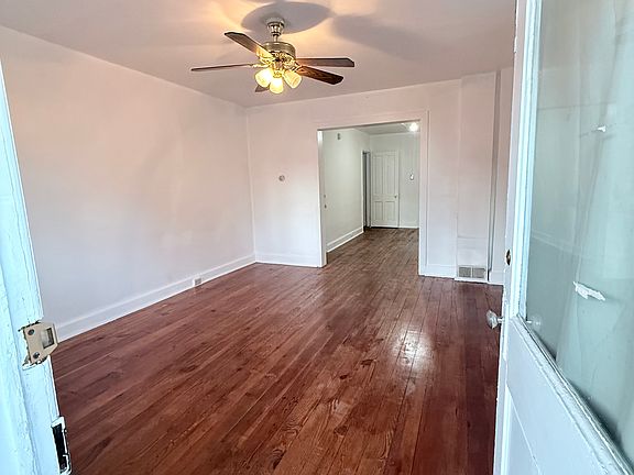 2nd image of 622 Salem Ave