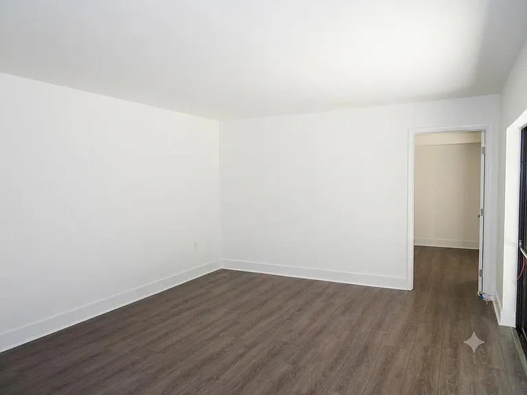 1700 Embassy Dr #708 — Photo 2