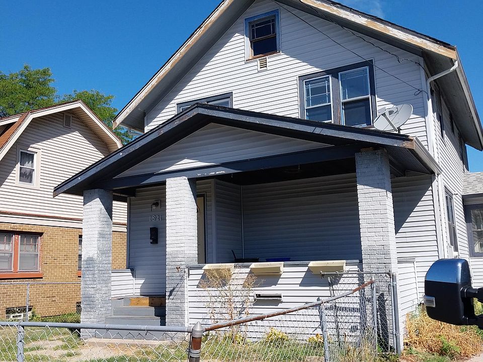 1st image of 1821 Auburn St