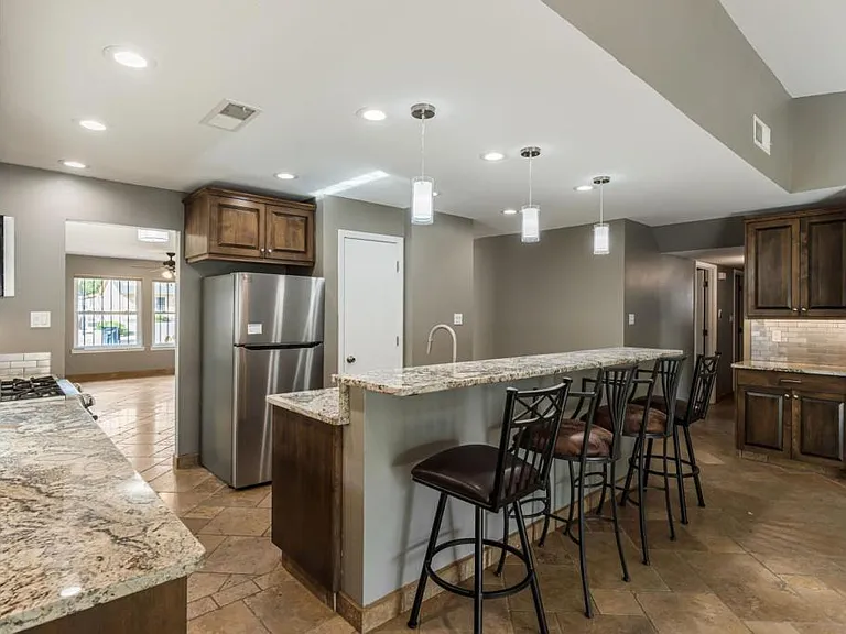 6612 Christy Ave NE — Photo 16