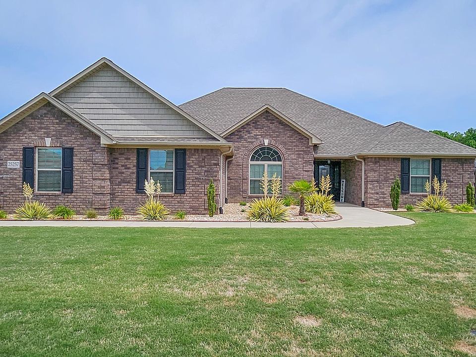 1st image of 25257 Nettlebrooke Dr