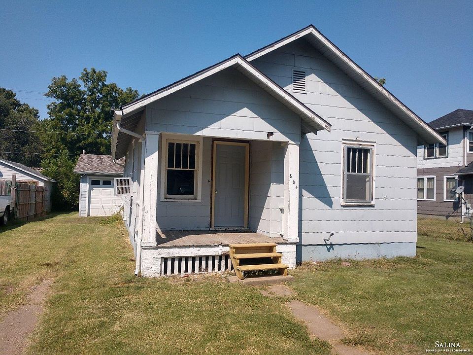 1st image of 804 Sheridan St