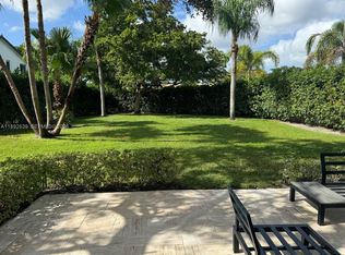10744 Santa Laguna Dr, Boca Raton, FL 33428