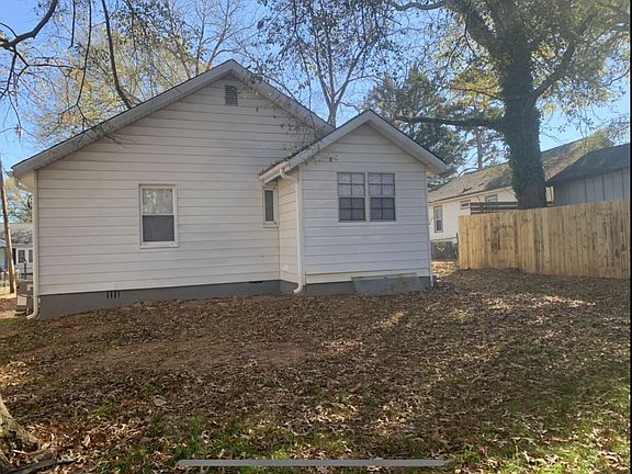 3rd image of 113 Alice St