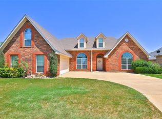 8001 Skyline Dr, Abilene, TX 79606