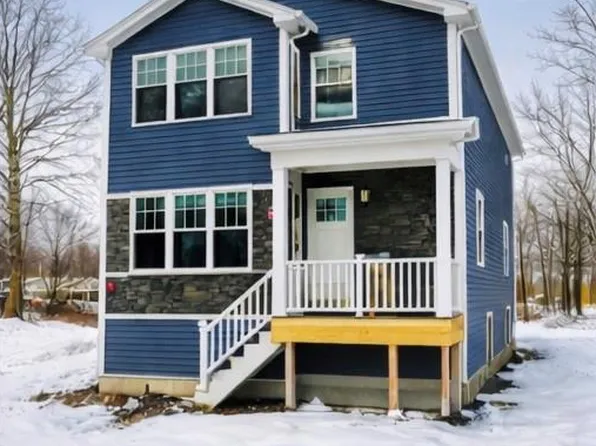 61 Leander St, Providence, RI 02909