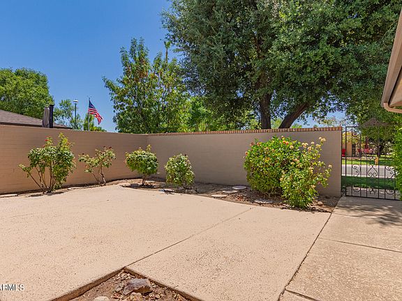 3rd image of 18245 N 103RD Avenue