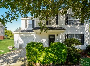 1521 Clover Ridge Ct, Raleigh, NC 27610