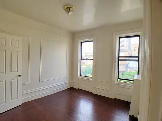 Rented by Bohemia Realty Group | media 18