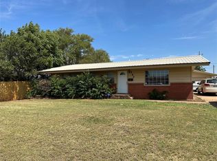 805 Asalee St, Altus, OK 73521