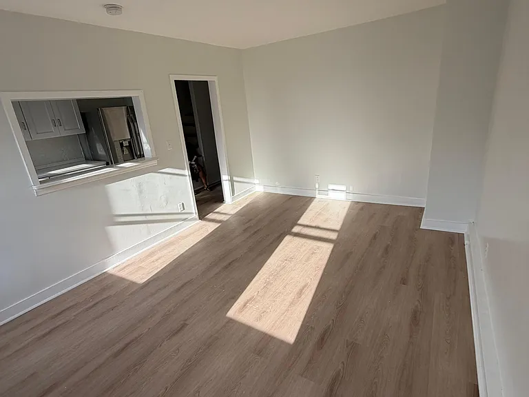 89 Oraton St #2 — Photo 6