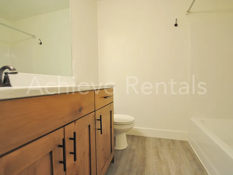 786 E Ruby Dr — Photo 15