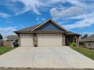 2235 Frewin Ct, Sevierville, TN 37876
