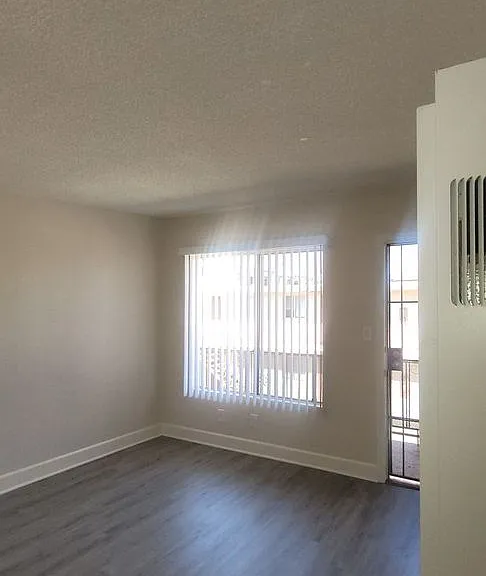 Courtyard Apartments — Photo 11