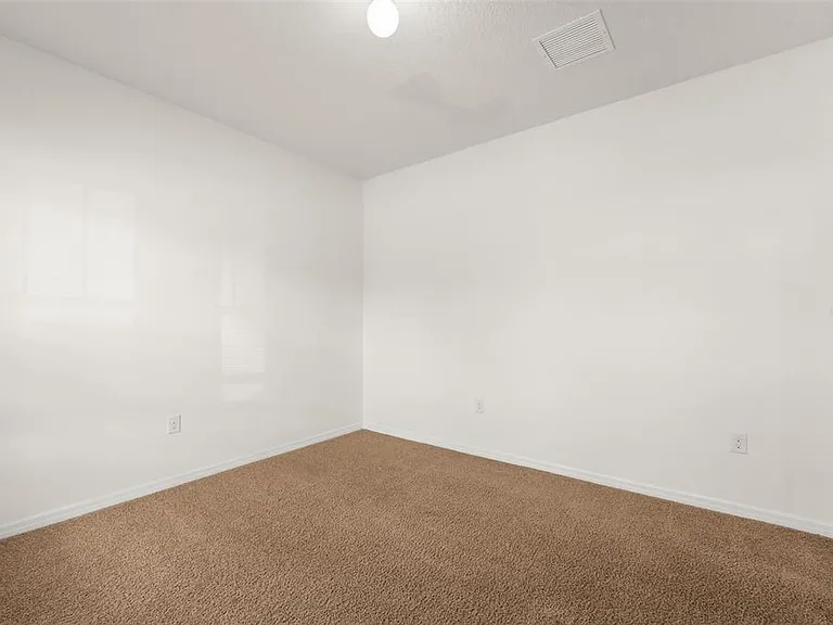 8008 SW 62nd Ct — Photo 7
