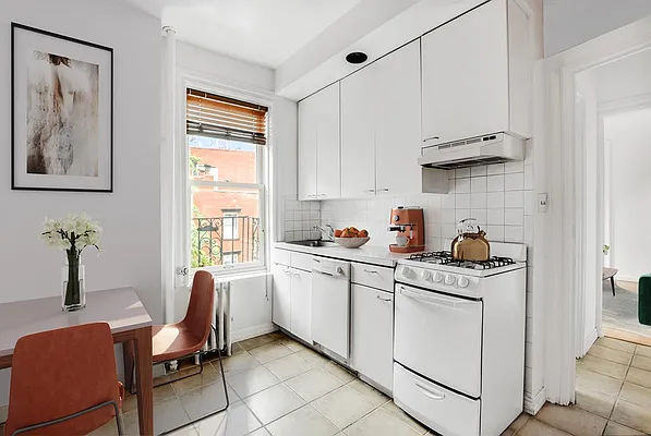 Rented by Time Equities, Inc. | media 21