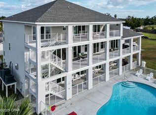212 Montana Ave, Lynn Haven, FL 32444