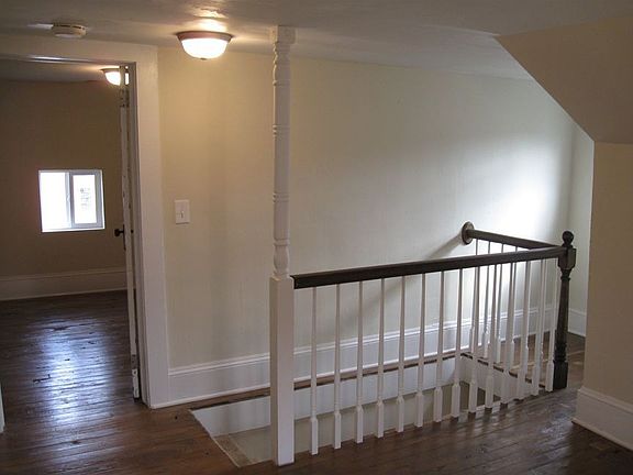 4th image of 309 Glen Ave