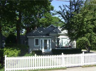 529 Hoyt St, Harbor Springs, MI 49740