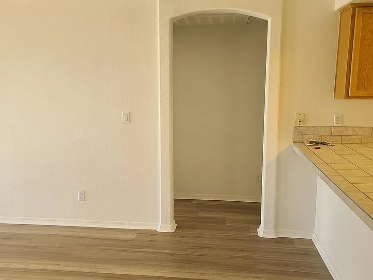2700 Inca Dr — Photo 11