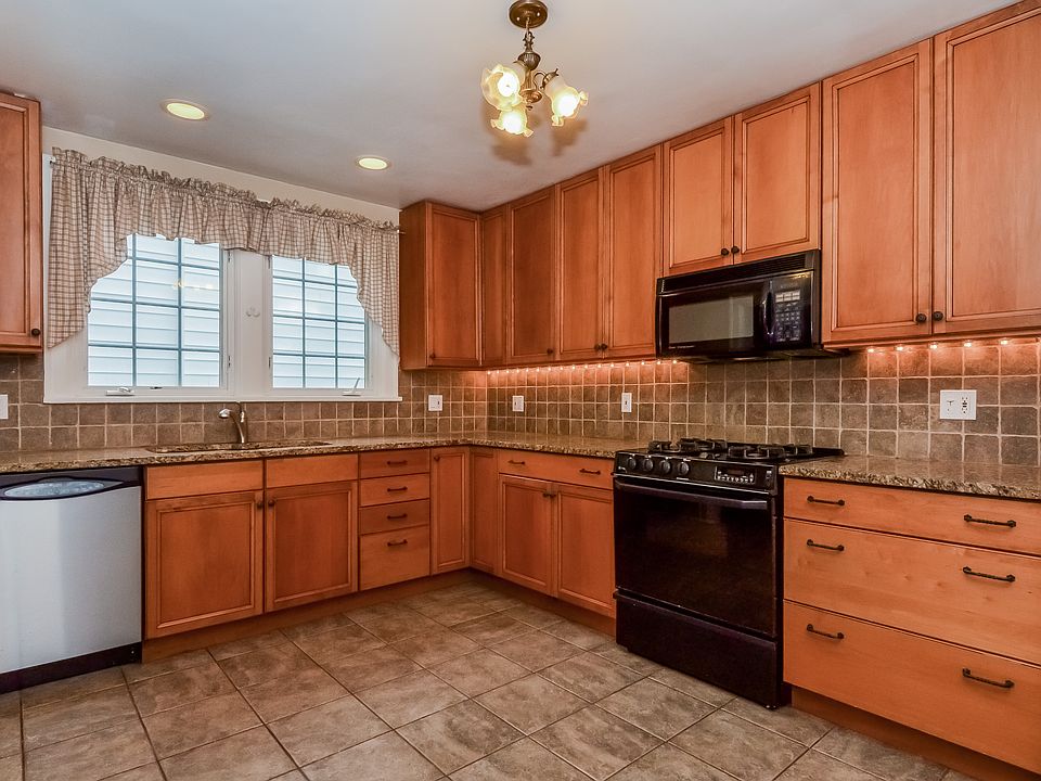 81 Grand Blvd, Scarsdale, NY 10583 Zillow