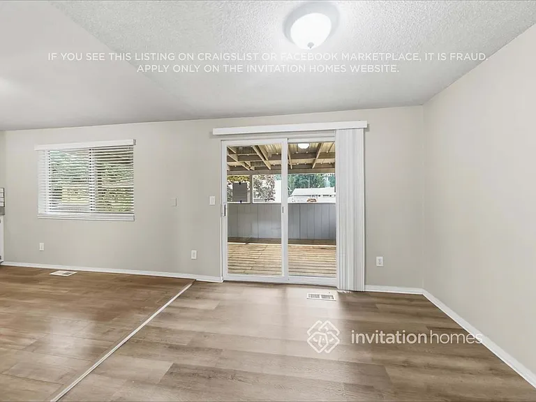2204 26th Ave SE — Photo 12