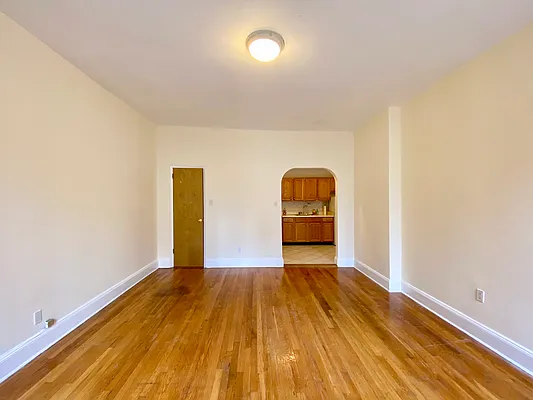 Rented by Compass | media 29