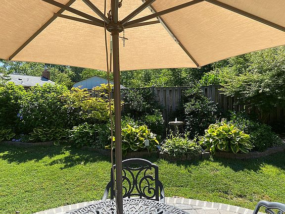 5th image of 3217 Potterton Dr