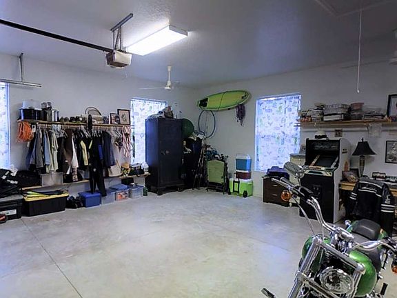 4th image of 930 Mertz Ln