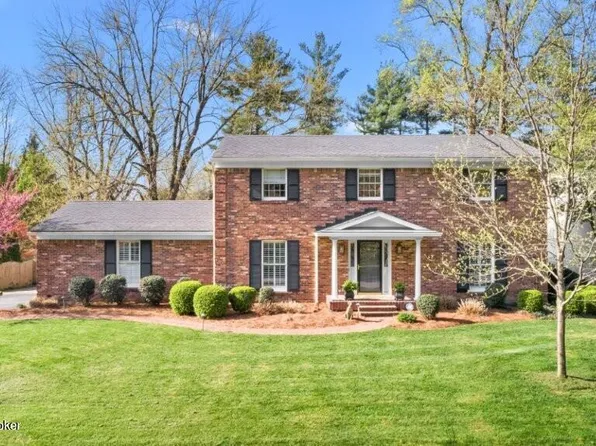 2402 Northfield Ct, Northfield, KY 40222