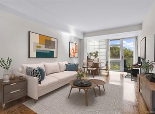 21-24 30 Avenue, Astoria, NY 11102