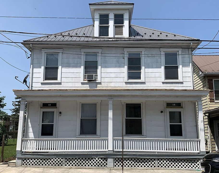 1st image of 15 Kennedy St #15