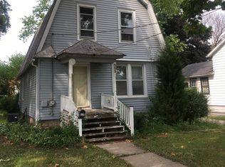 569 W Park Ave, Aurora, IL 60506