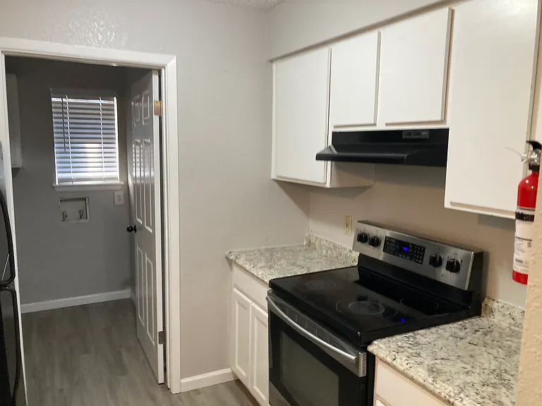 901 Quetzal St #1 — Photo 1